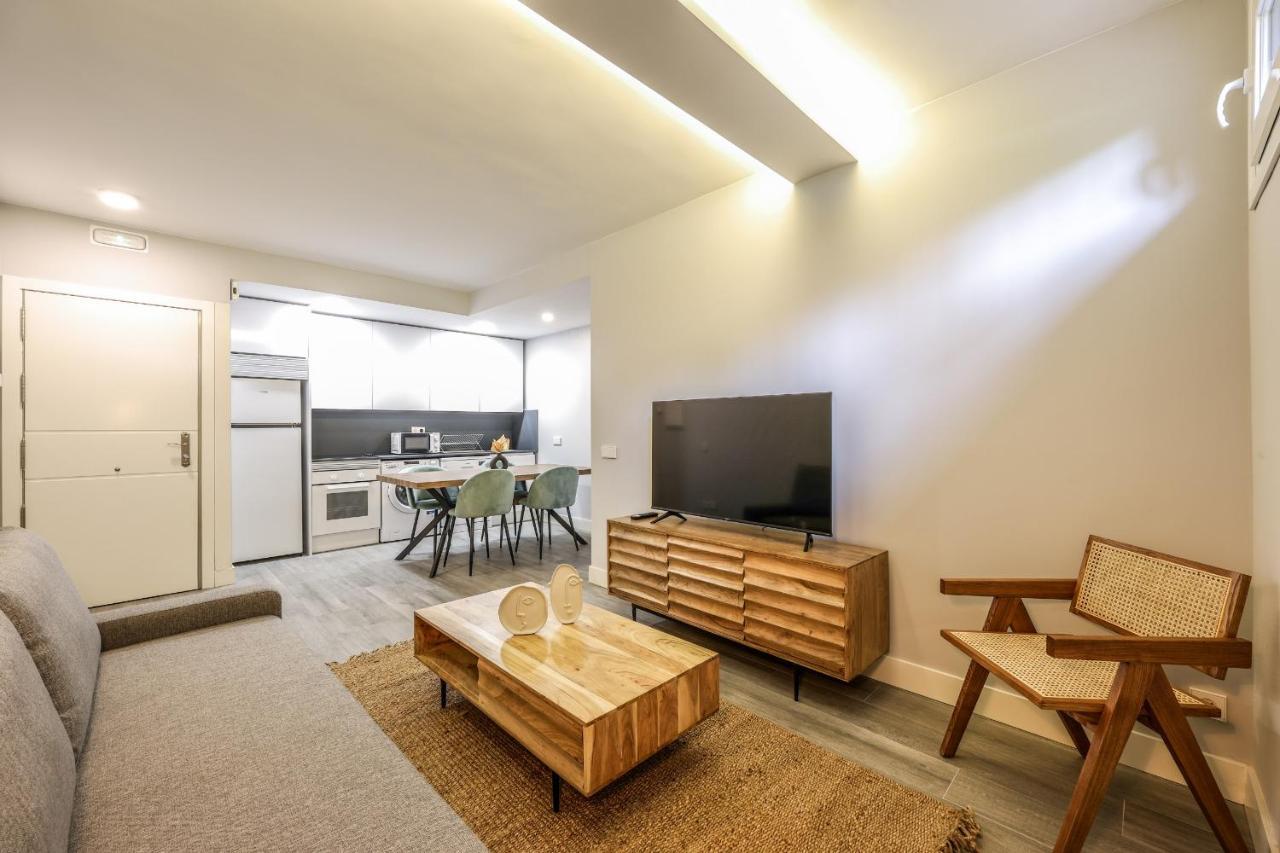 Apartamentos Reformados En Arturo Soria Madrid Exterior photo